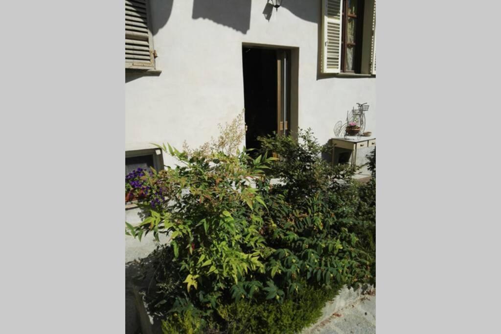 Ex Ostu Impero: vino, tartufo ed ospitalità Apartamento La Morra Exterior foto