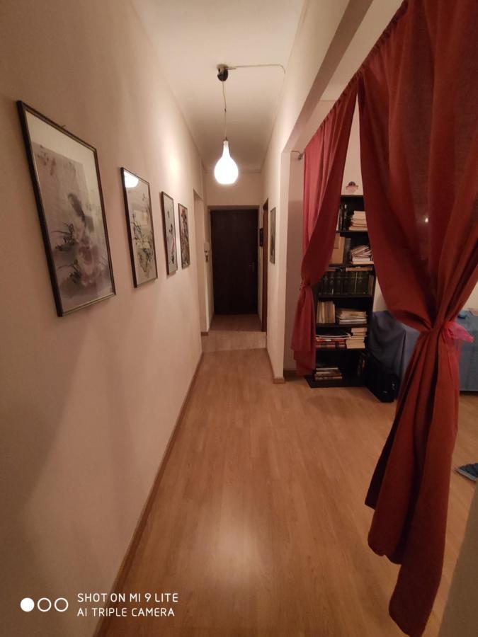 Ex Ostu Impero: vino, tartufo ed ospitalità Apartamento La Morra Exterior foto