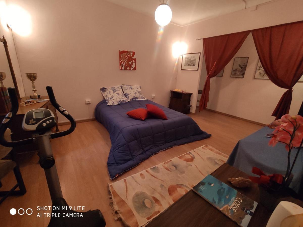 Ex Ostu Impero: vino, tartufo ed ospitalità Apartamento La Morra Exterior foto