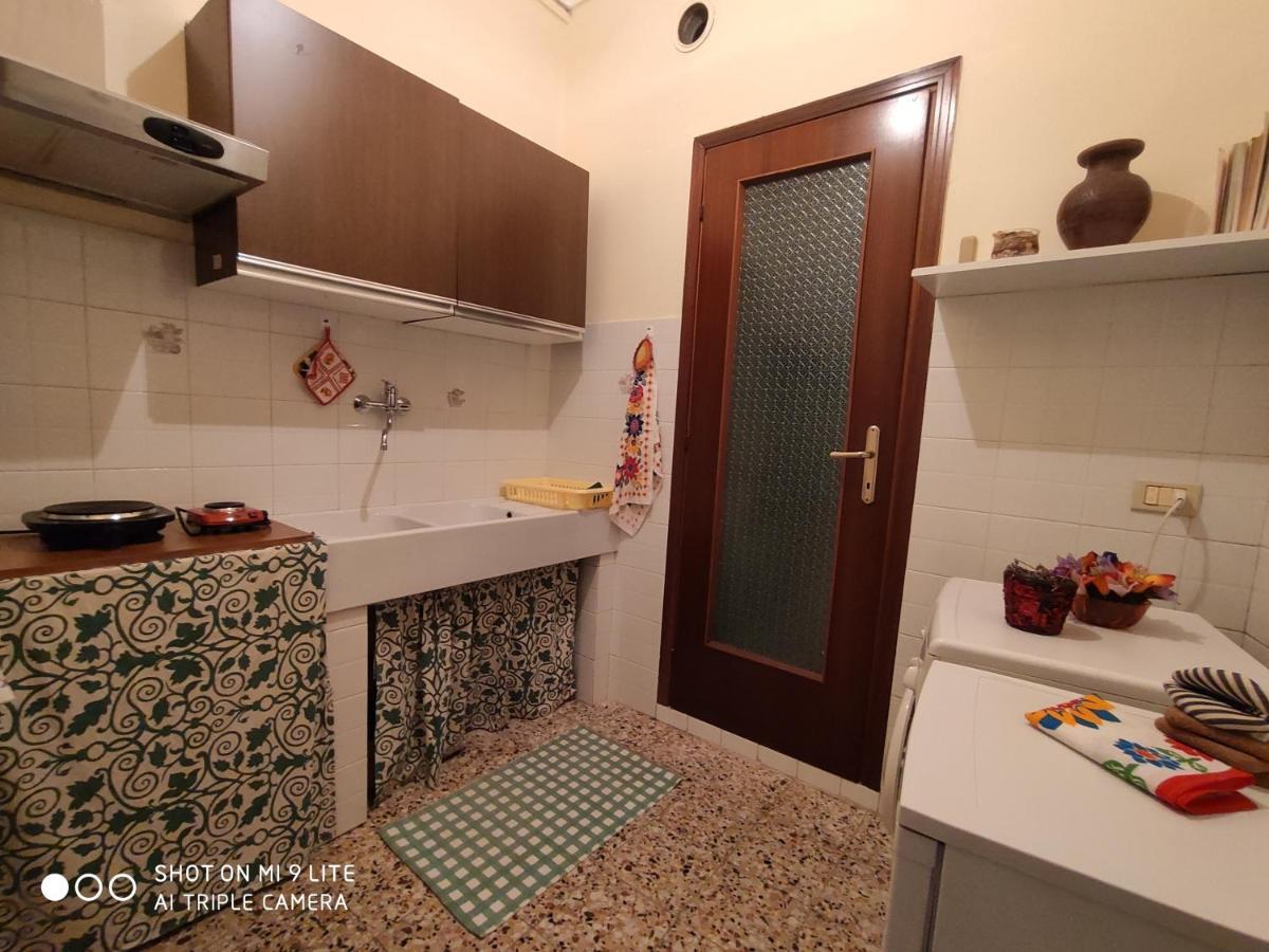Ex Ostu Impero: vino, tartufo ed ospitalità Apartamento La Morra Exterior foto